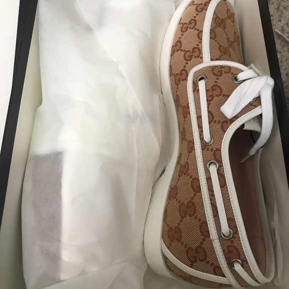 gucci gg canvas boat shoe - Picture 3 of 9